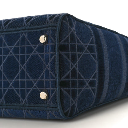 Christian Dior Velvet Cannage Medium Lady D-Lite Blue 8 of 8