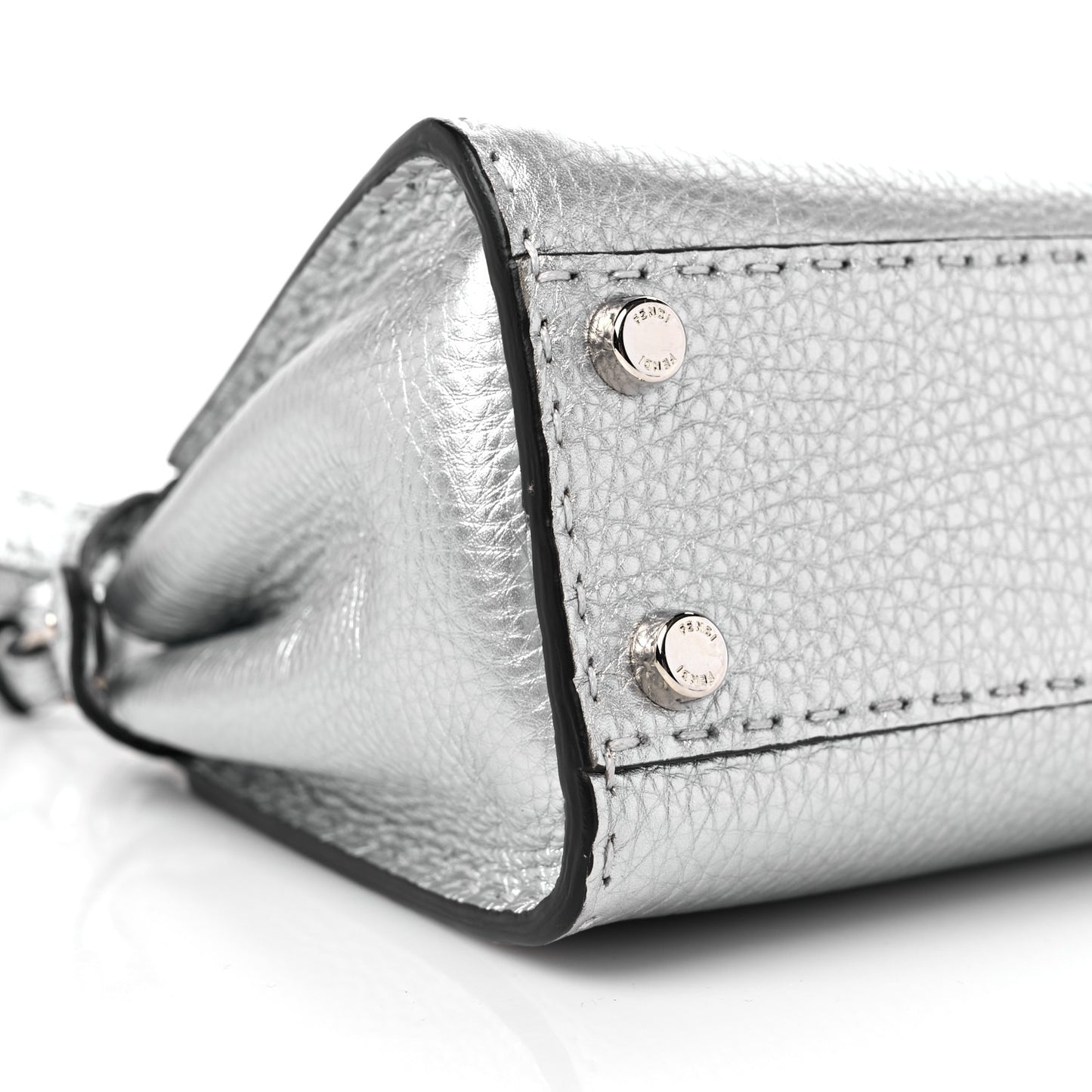 Cuoio Romano Lux Selleria Mini Peekaboo Iconic Satchel Argento