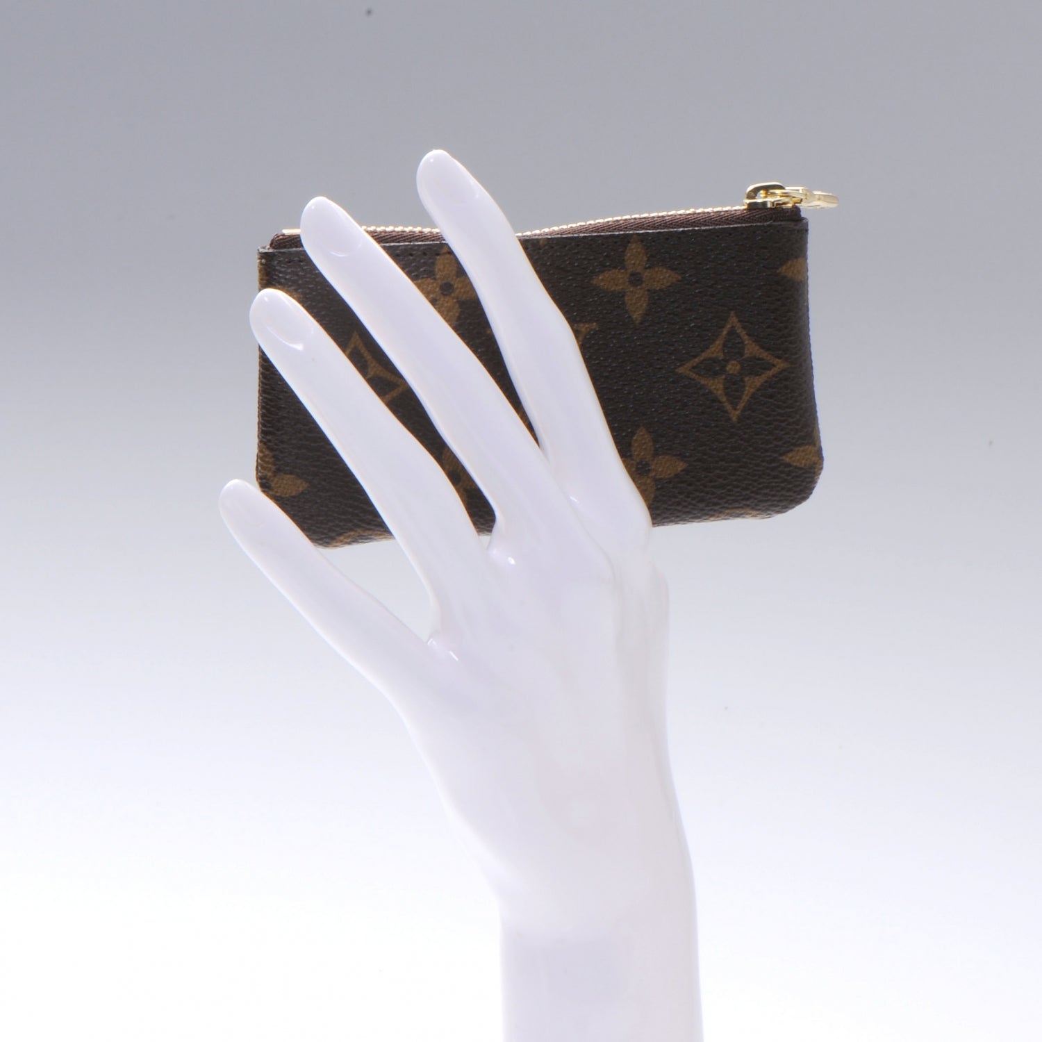 Louis Vuitton Monogram Key Pouch 2 of 7