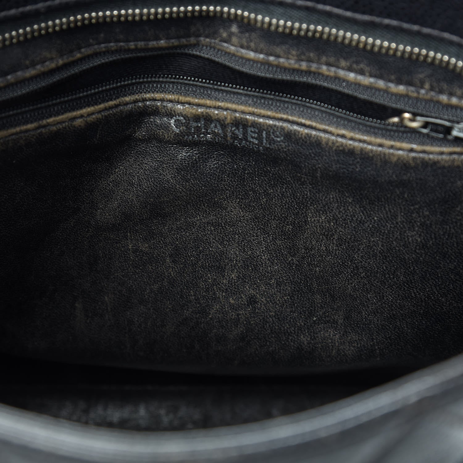 Chanel Caviar Quilted Medallion Tote Black 16 of 27