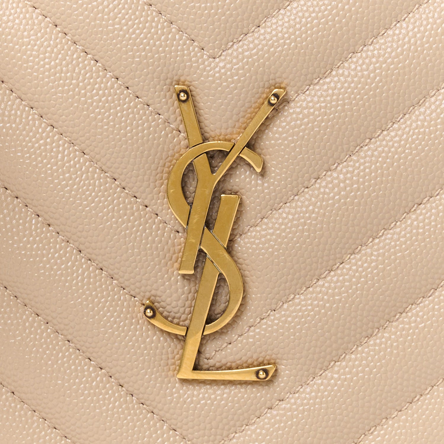 Saint Laurent SAINT LAURENT Grain De Poudre Matelasse Chevron Quilted Round Vinyle Camera Bag Dark Beige 8 of 11
