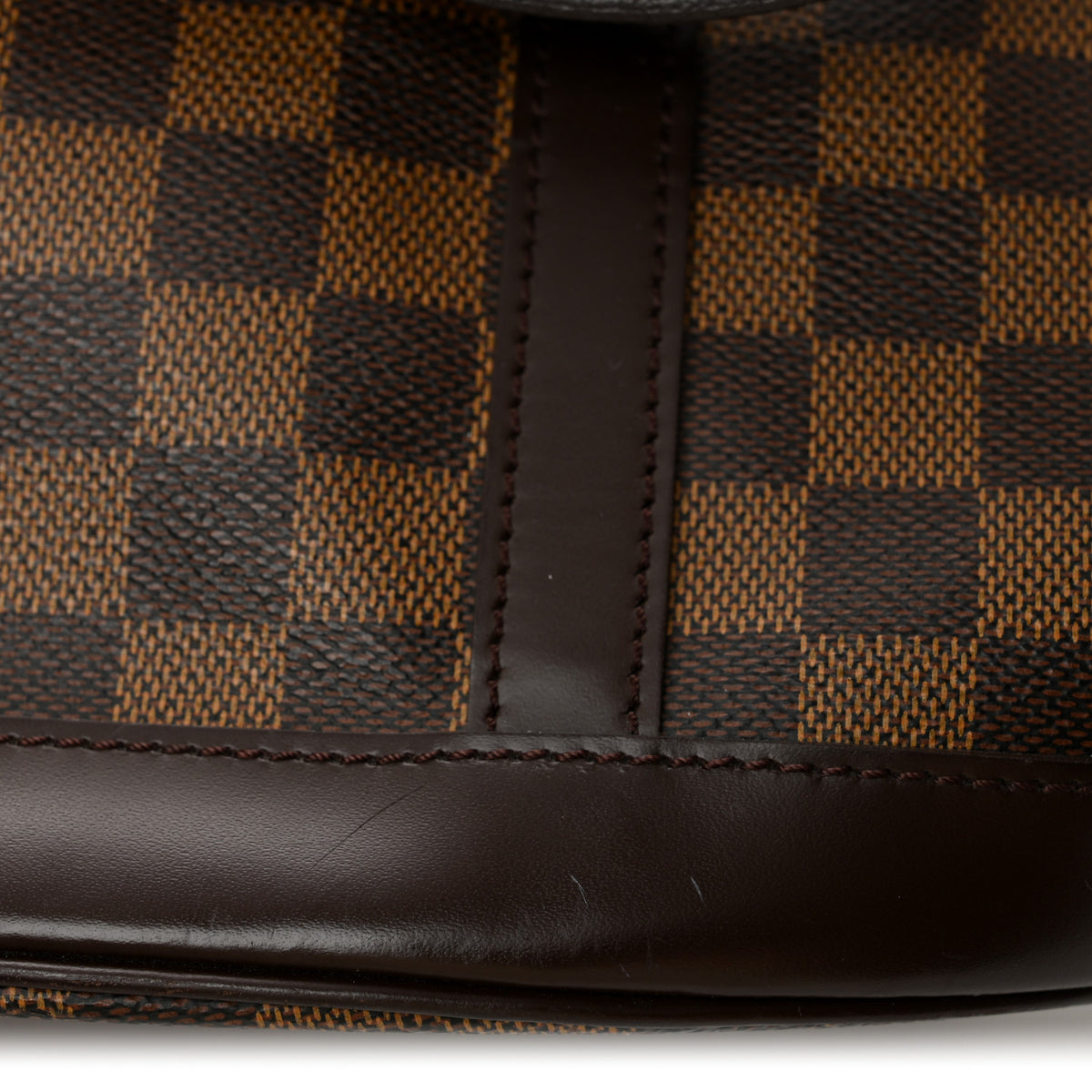 Damier Ebene Marais Bucket 36