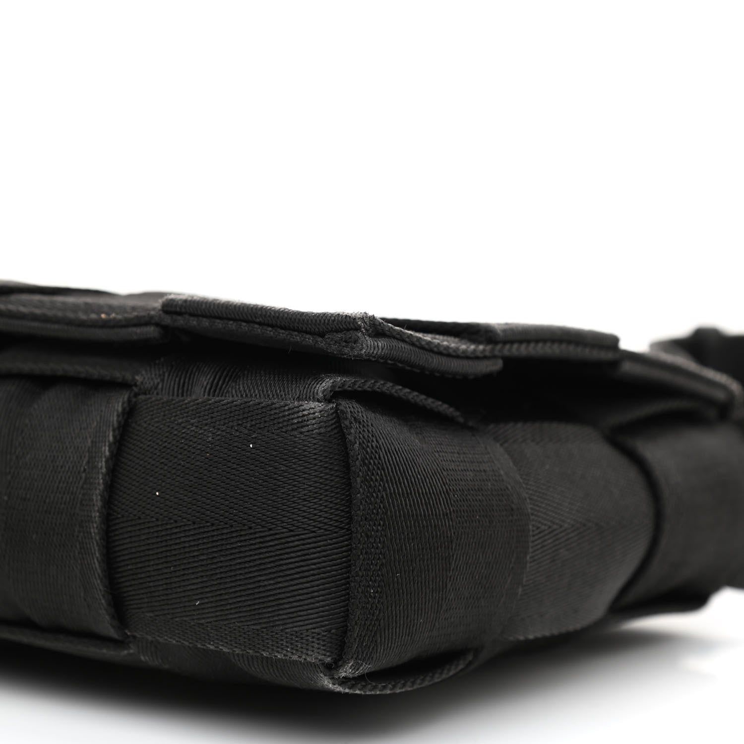 Bottega Veneta Webbing Maxi Intrecciato Cassette Bag Black 8 of 9