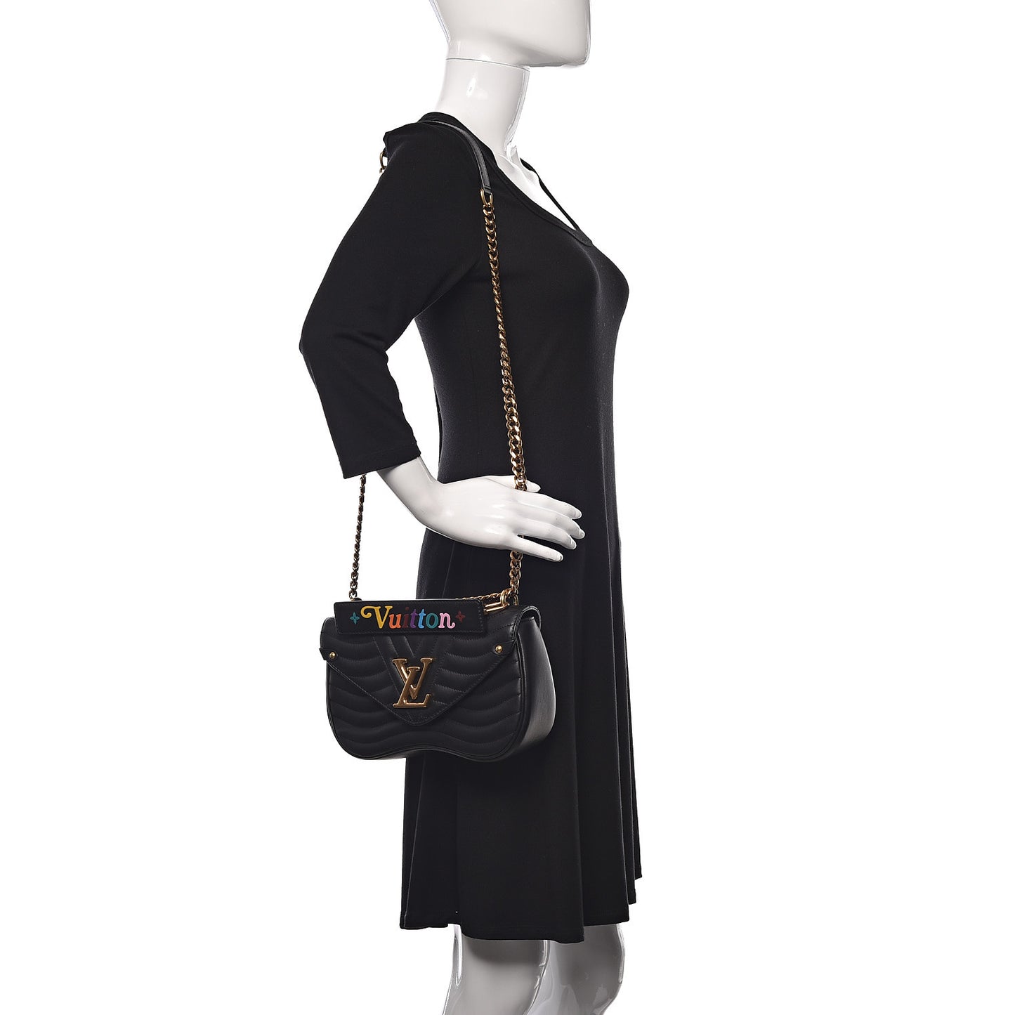 Calfskin New Wave Chain MM Black