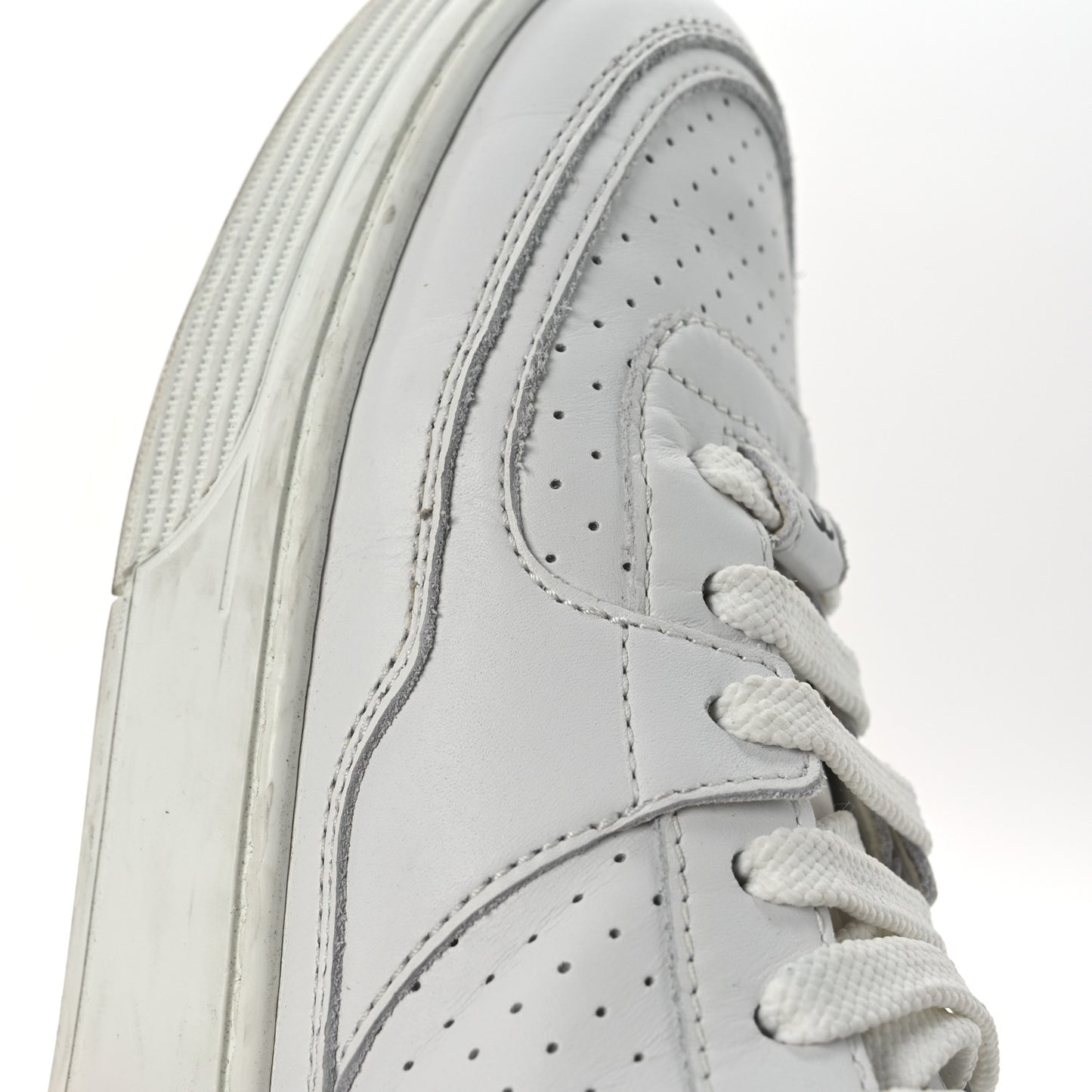 Calfskin Womens CC Sneakers 39.5 White