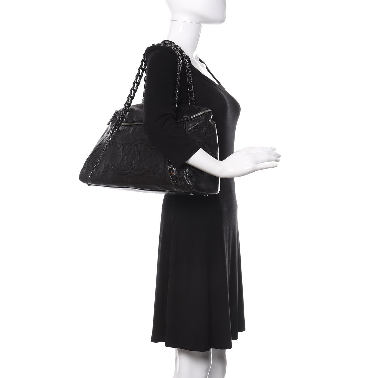 Glazed Caviar Modern Chain Tote Black