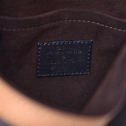 Louis Vuitton Monogram Kalahari PM 6 of 16