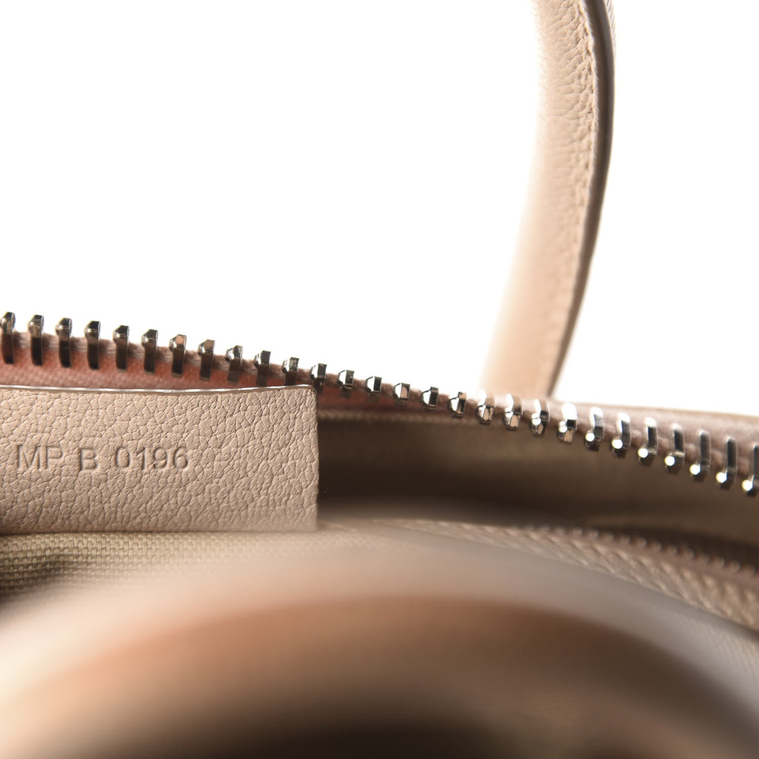 Givenchy Sugar Goatskin Medium Antigona Nude Pink 17 of 18