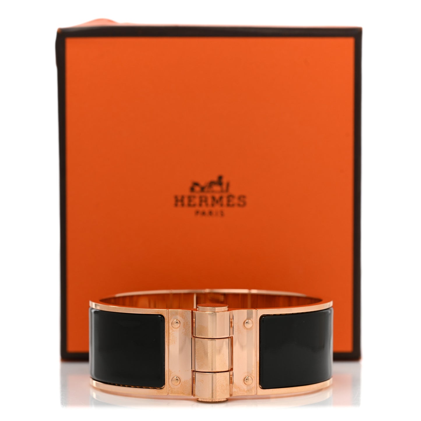 Enamel Charniere Uni Wide Hinged Bracelet M Black
