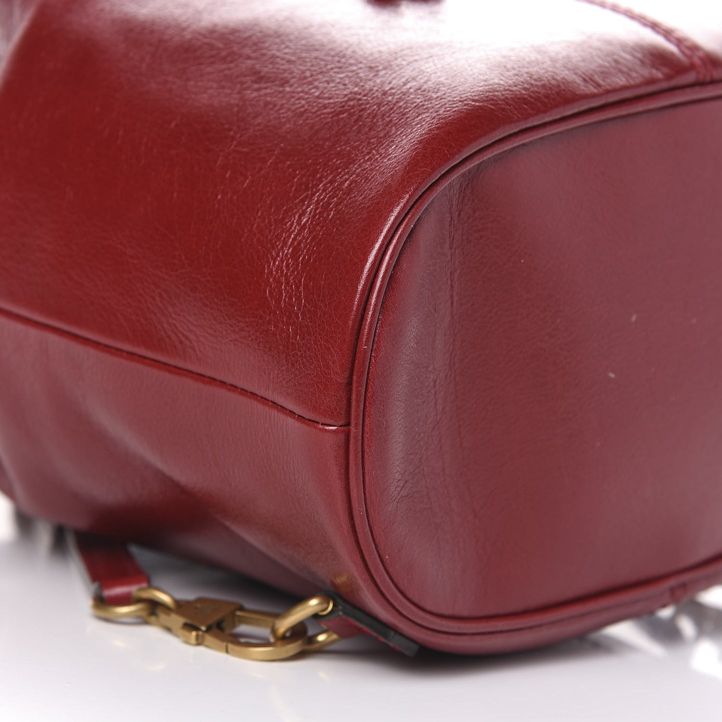 Piuma Lux Energy Medium Re(Belle) Convertible Bucket Bag Hibiscus Red