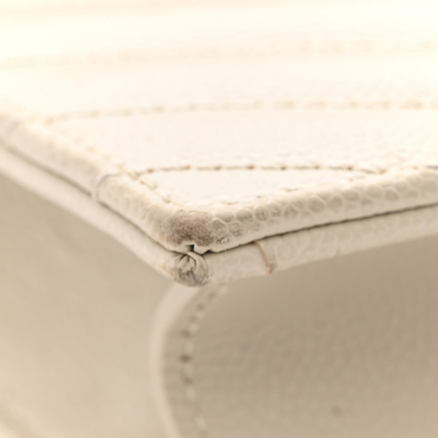 Saint Laurent Grain De Poudre Matelasse Chevron Monogram Envelope Chain Wallet Crema Soft 13 of 13