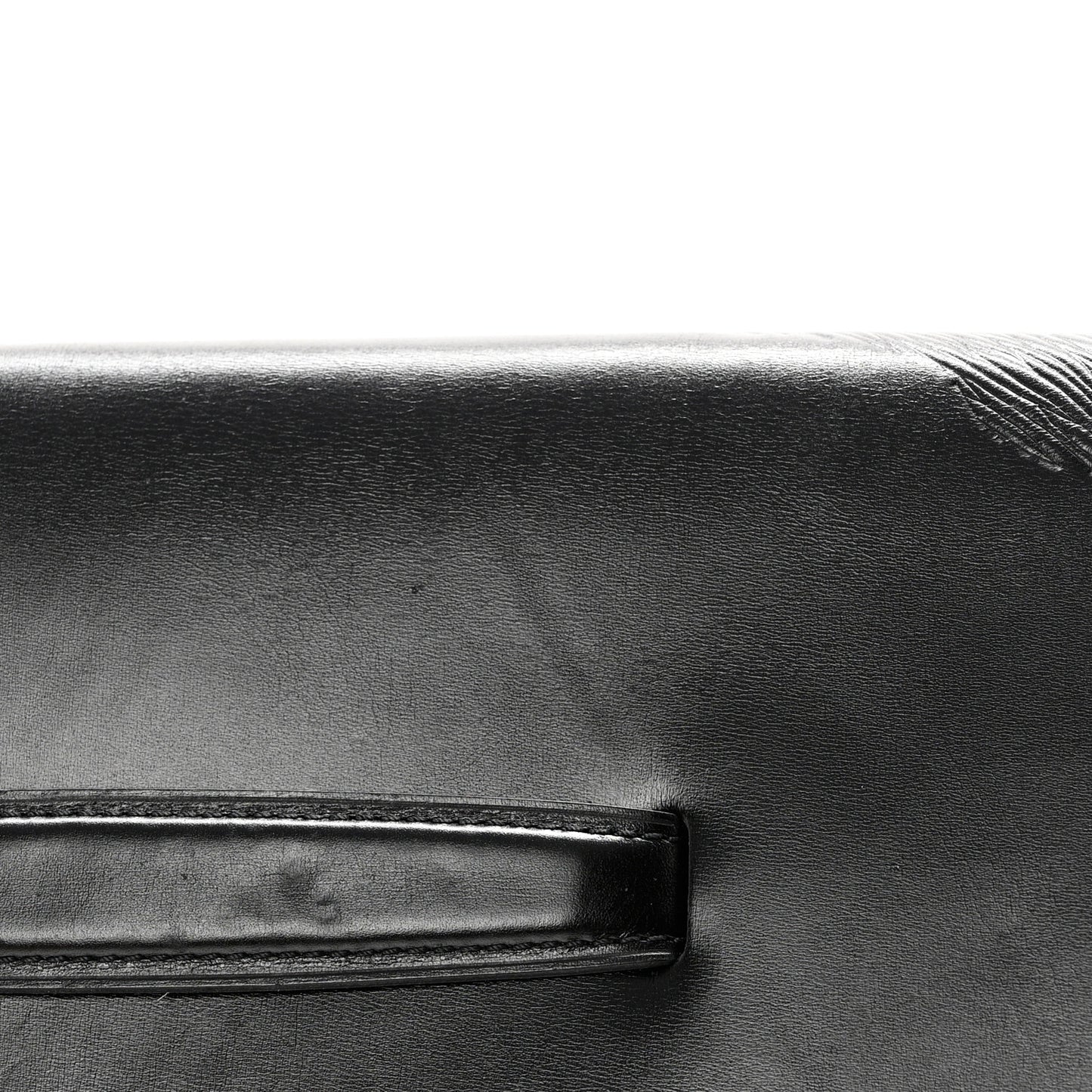 Epi Opera Pochette Egee Clutch Black