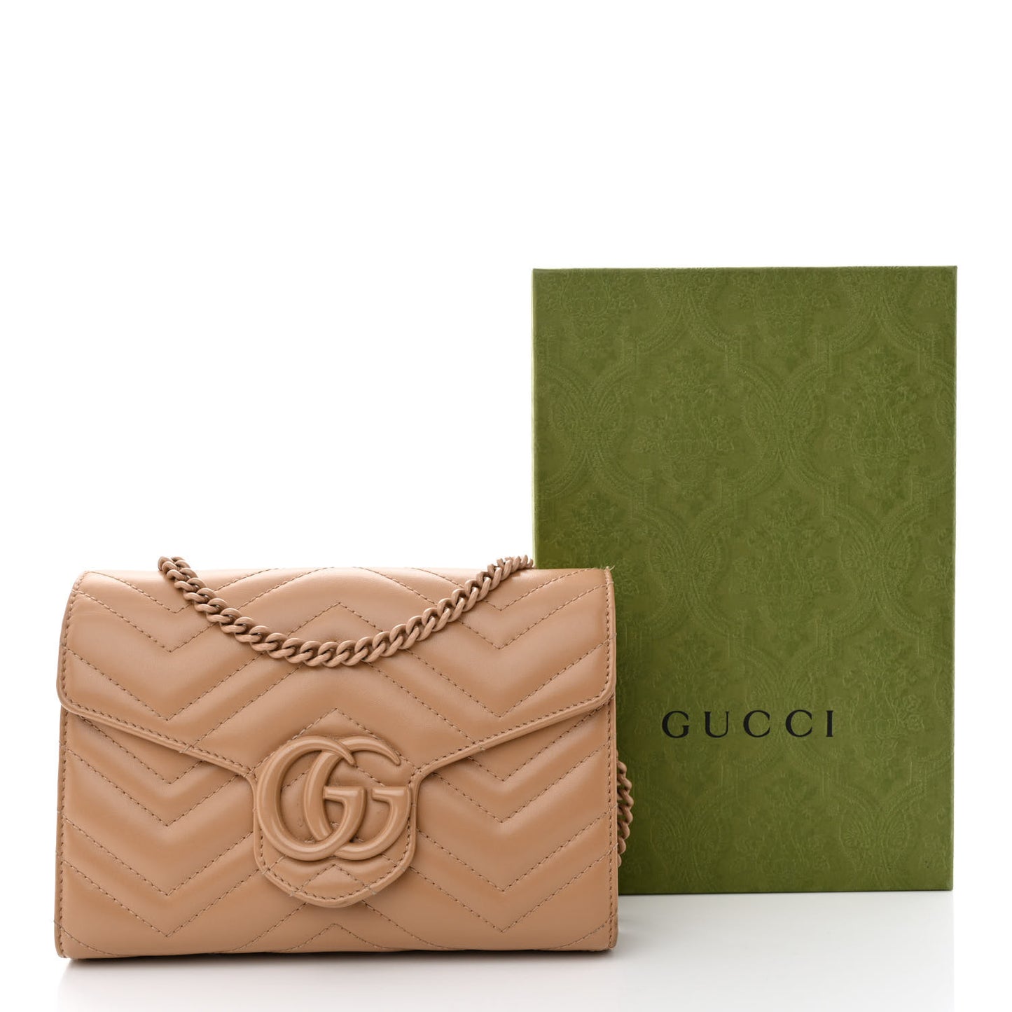 Calfskin Matelasse Monochrome GG Marmont Chain Wallet Camelia