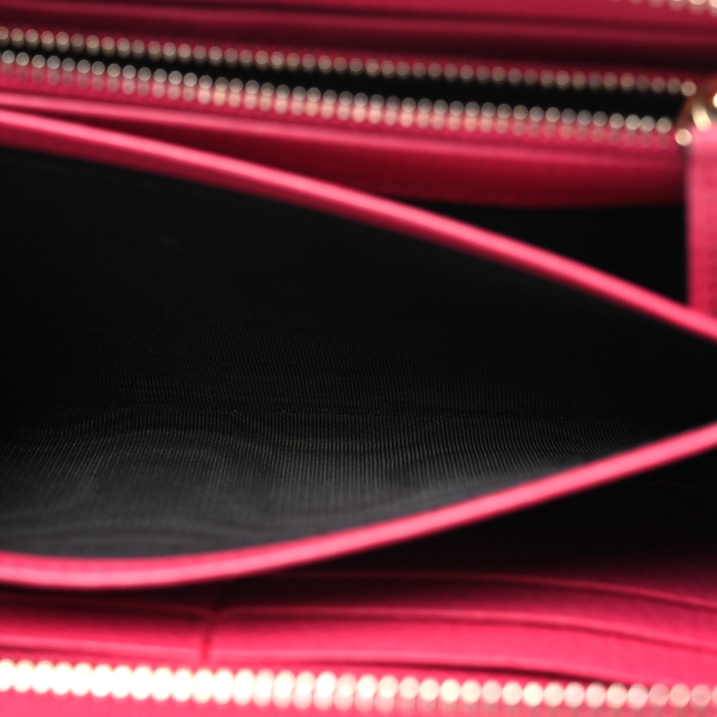 Pebbled Calfskin Soho Zip Around Wallet Pink