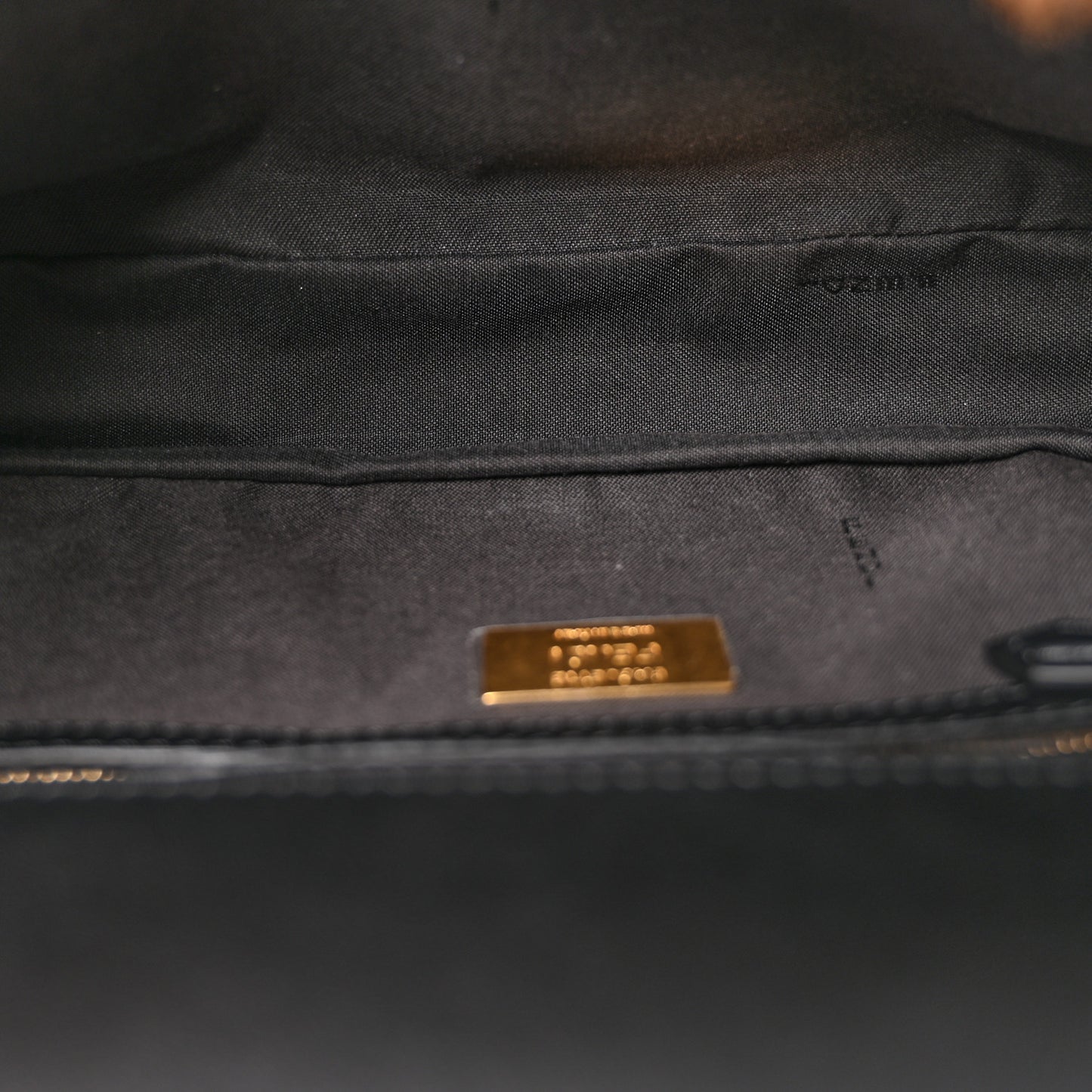 Shearling Vitello Dolce Macro FF 1974 Baguette Tobacco Black