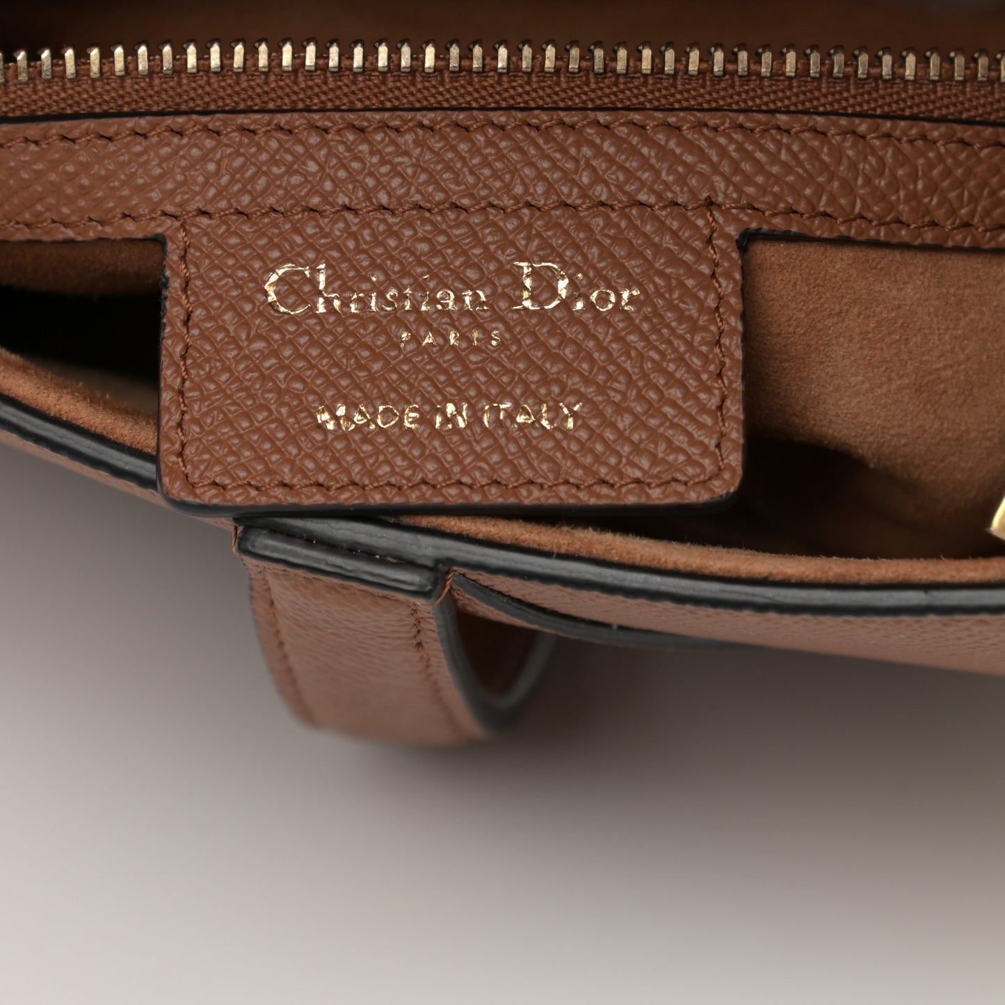 Grained Calfskin Saddle Bag Camello