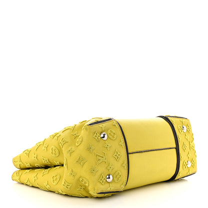 Louis Vuitton Veau Cachemire Tote W PM Pistache 4 of 13