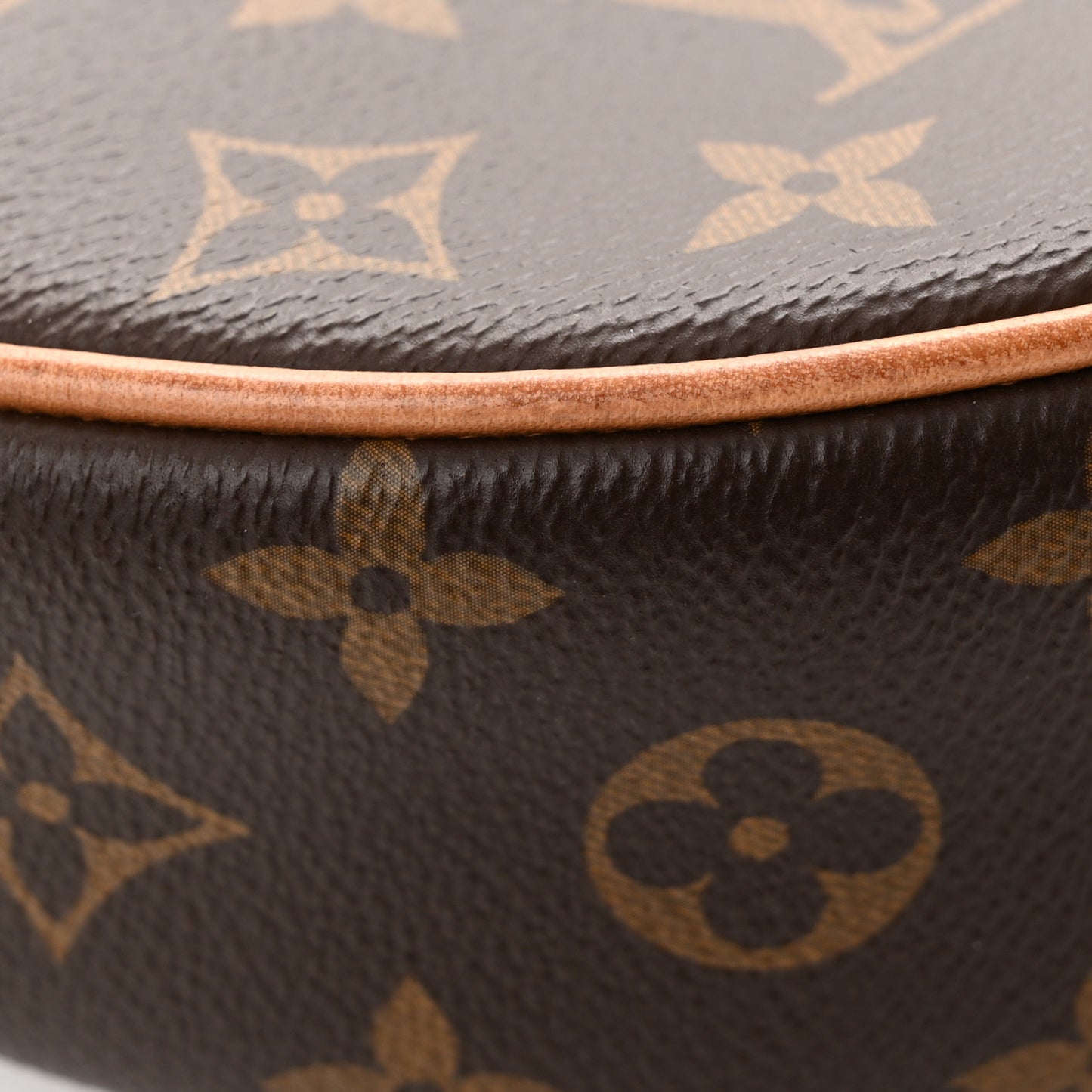 Monogram Loop
