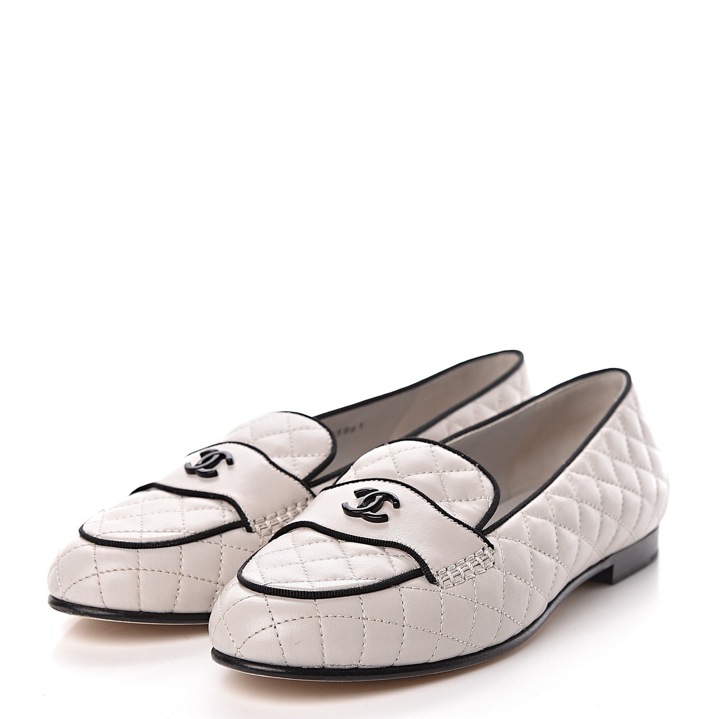 Lambskin Quilted CC Loafers 38.5 Light Grey