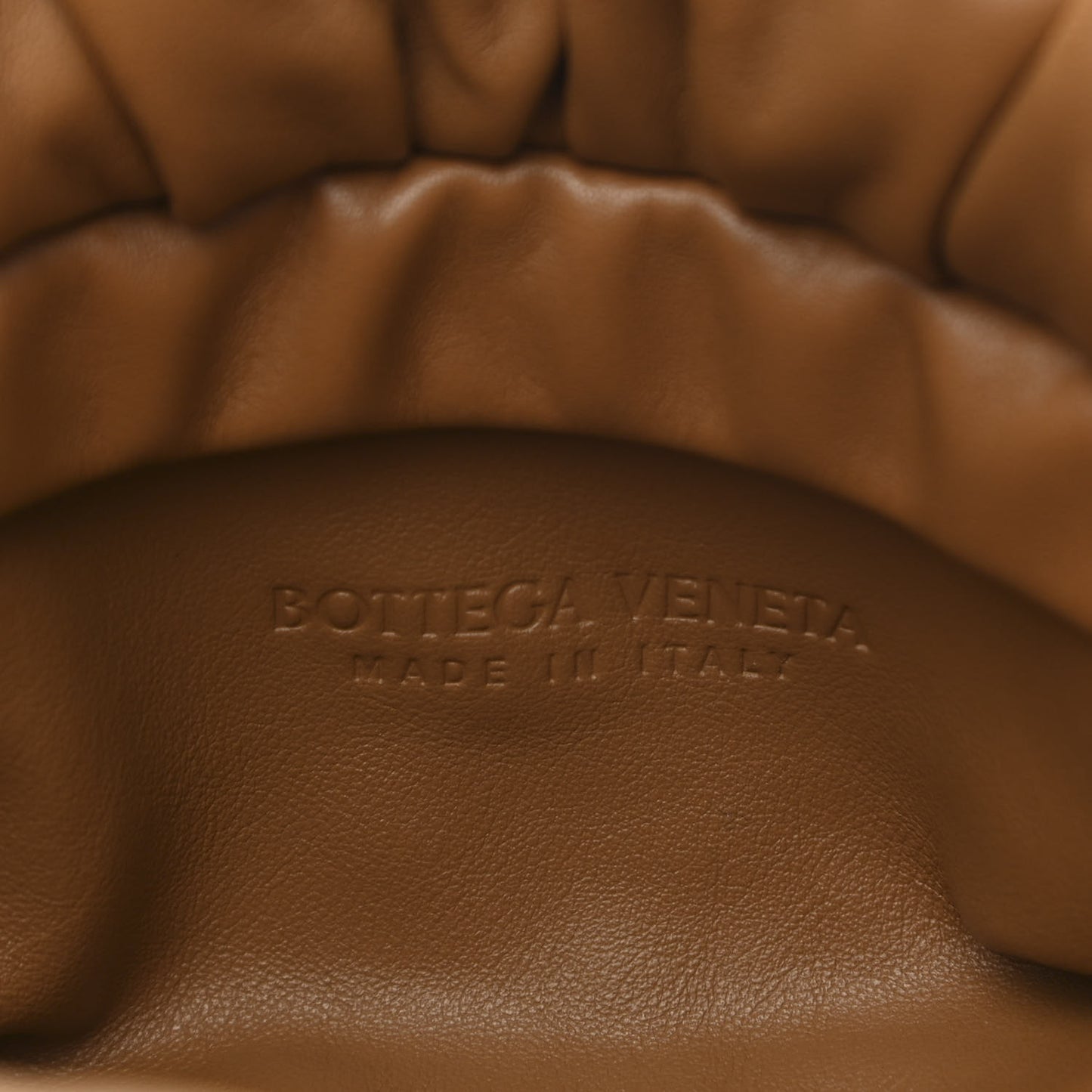 Calfskin The Pouch Chain Moutarde