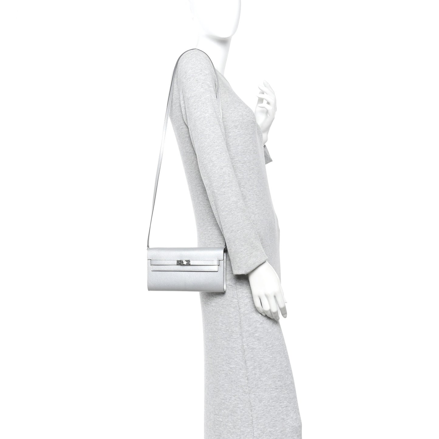 Metallic Chevre Chamkilight Kelly Wallet To Go Argent