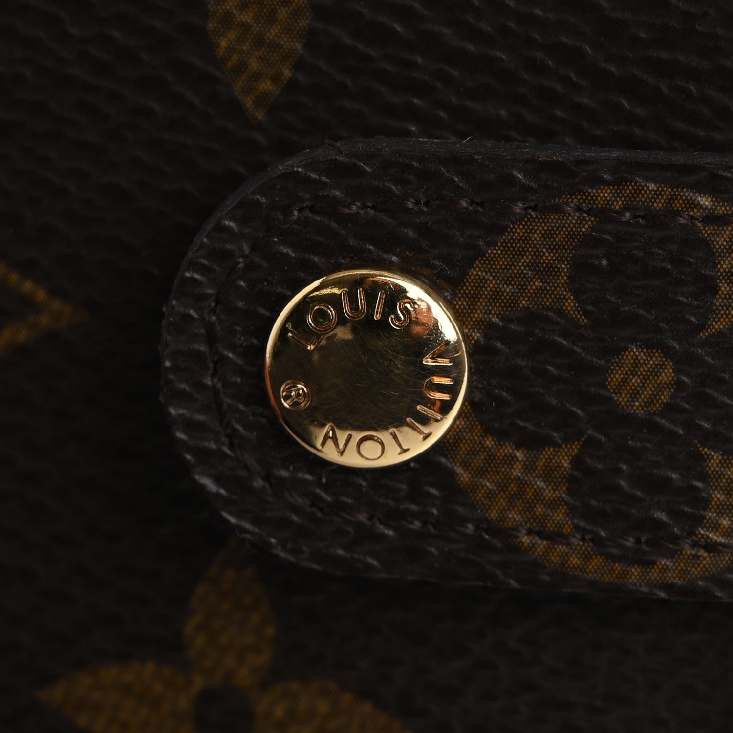 Louis Vuitton Monogram Small Ring Agenda Cover 9 of 9