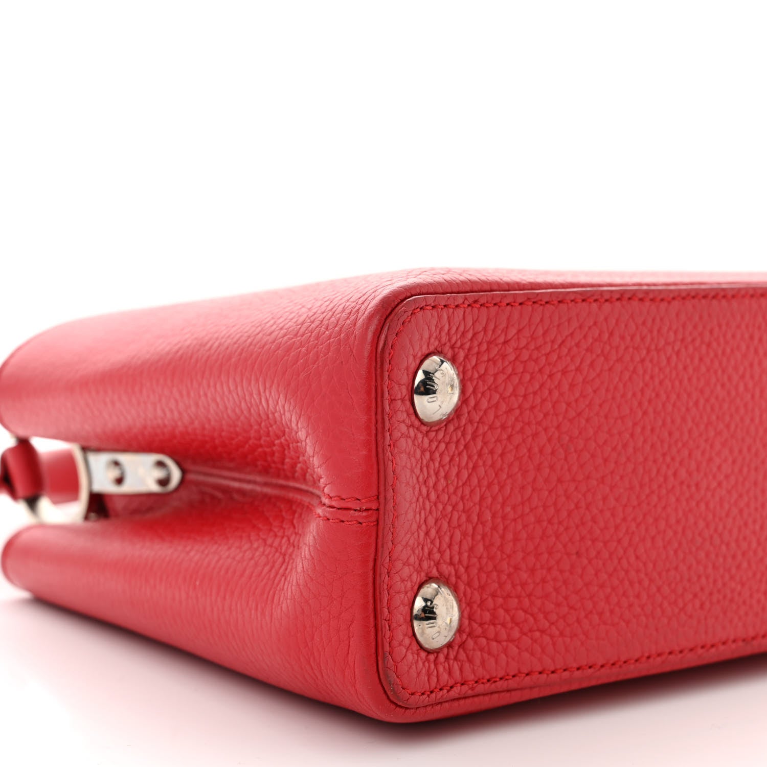 Louis Vuitton Taurillon Capucines BB Rubis 8 of 10