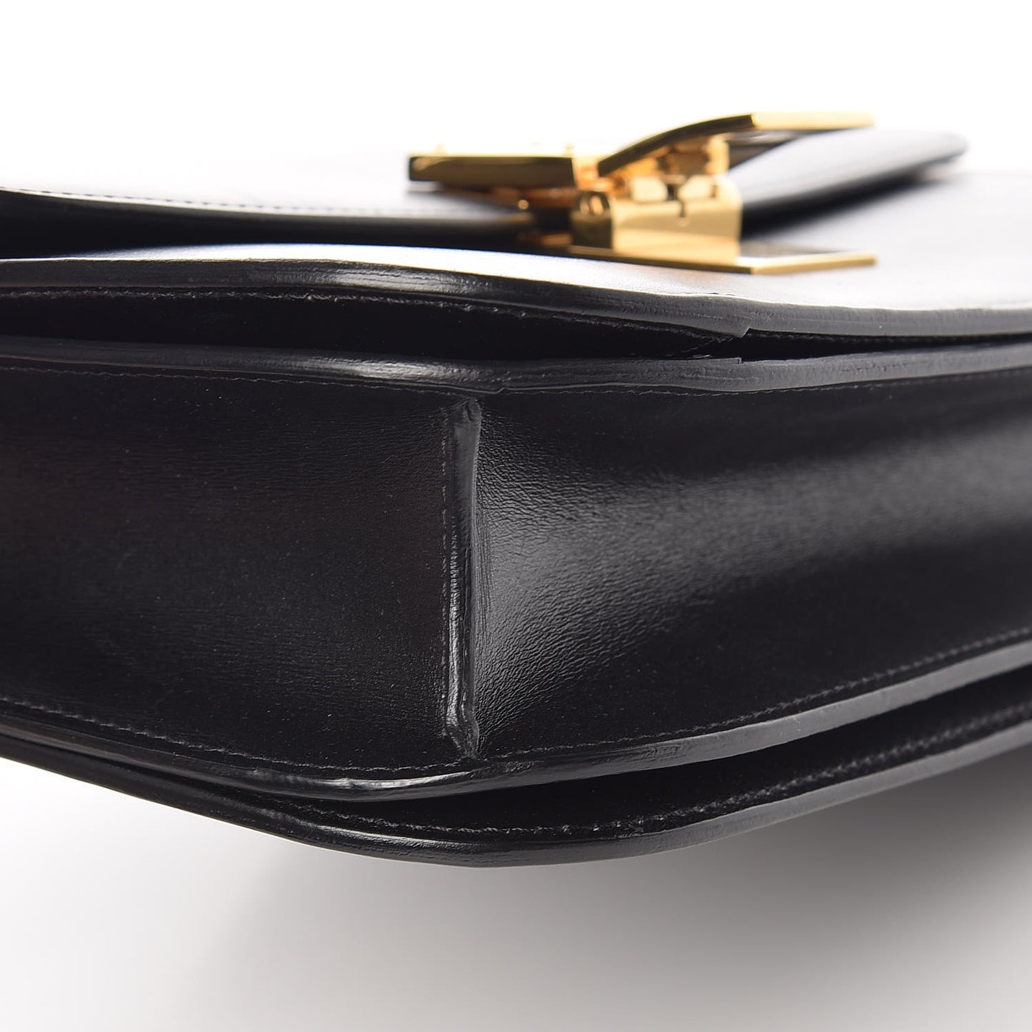 Box Calfskin Medium Classic Box Flap Bag Black