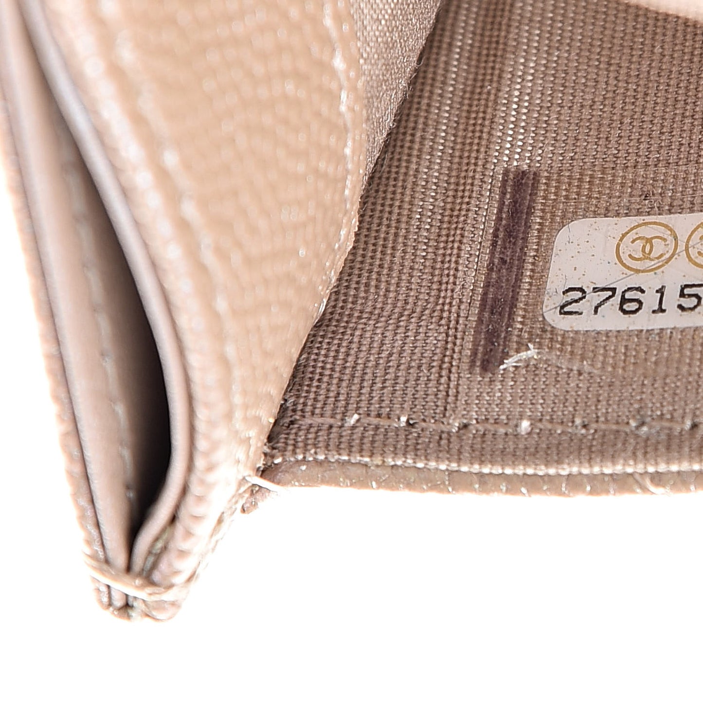 Iridescent Caviar Quilted Card Holder Beige