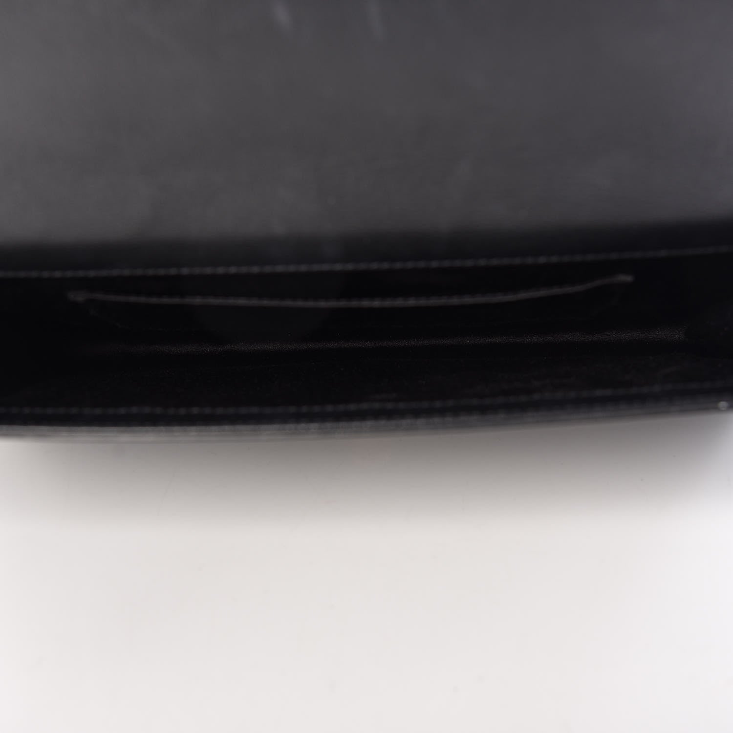 Saint Laurent Calfskin Monogram Large Belle De Jour Clutch Black 5 of 13