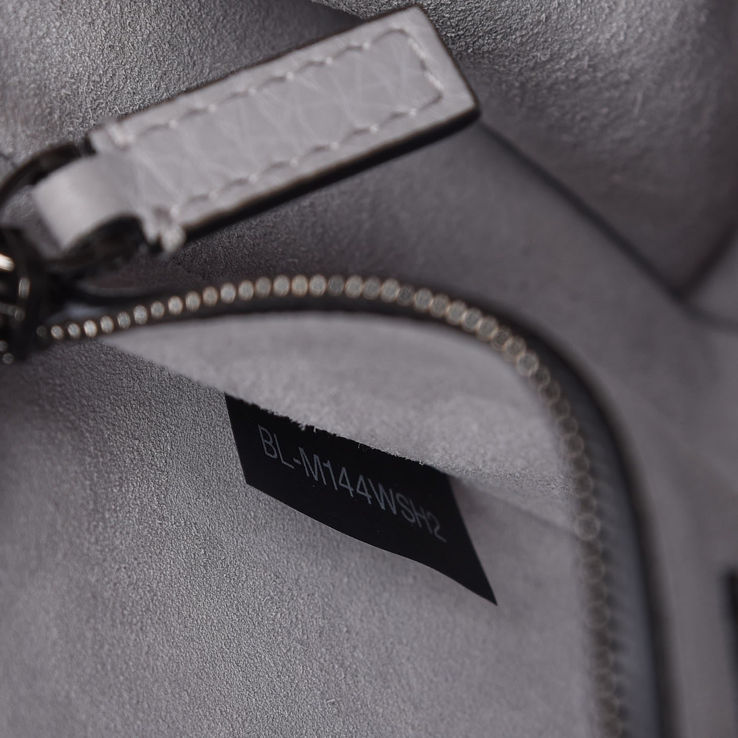 Valentino Garavani Grained Calfskin Medium Rockstud Double Handle Horizontal Tote Pastel Grey 9 of 9