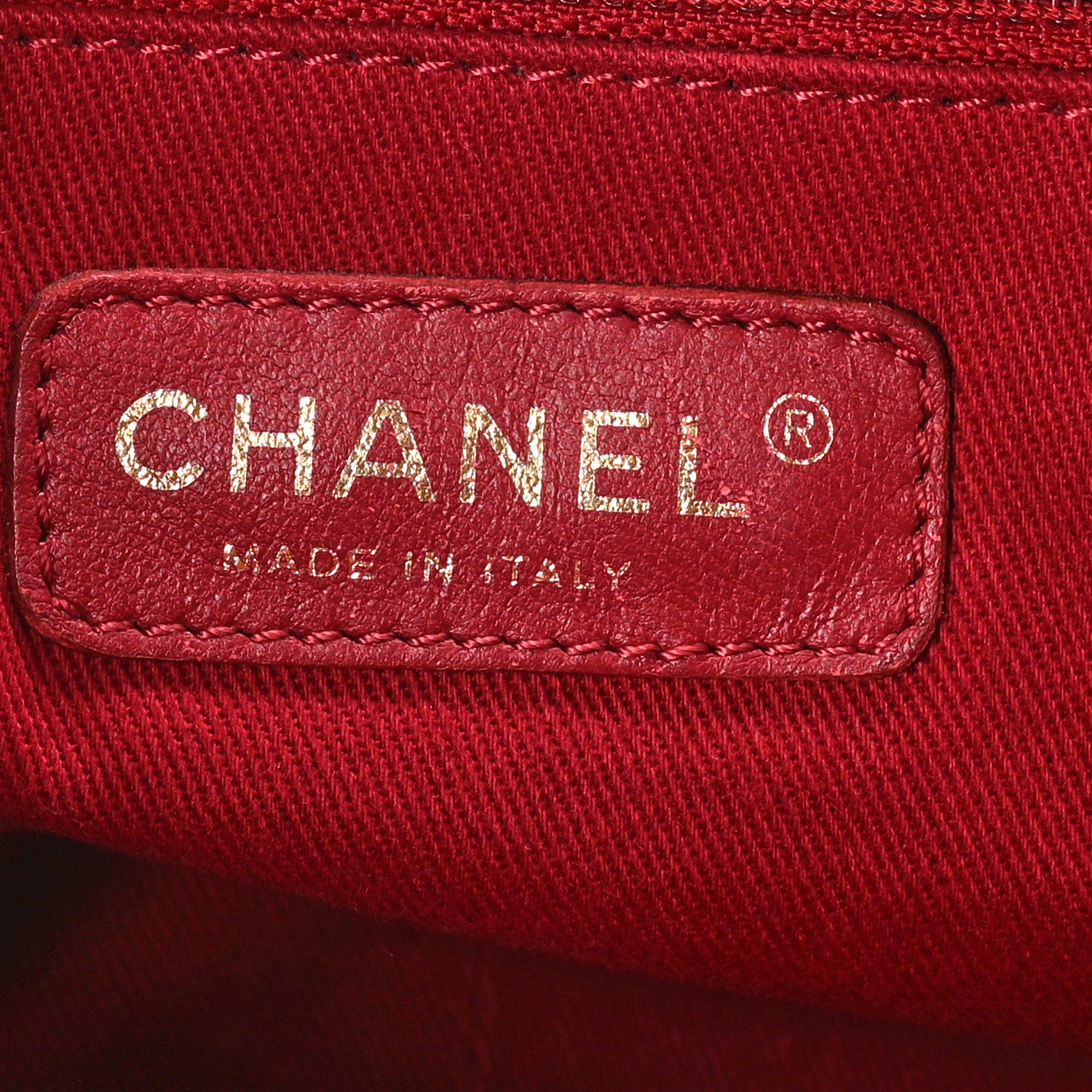 Chanel Iridescent Caviar Quilted Medium Chic Quilt Flap Red 6 of 10