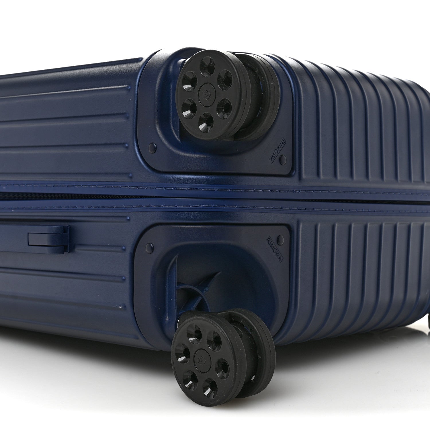 Rimowa Matte Polycarbonate Essential Cabin Plus Matte Blue 1825473