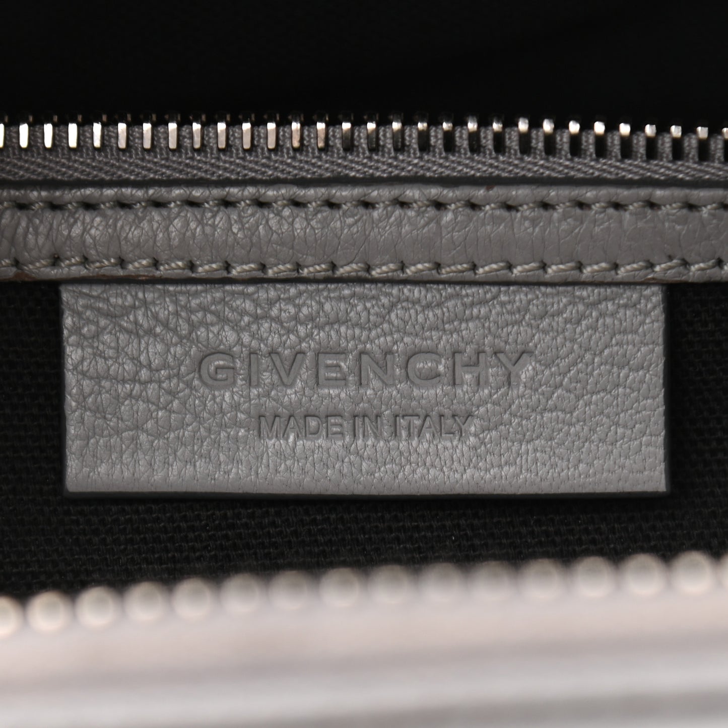 Sugar Goatskin Small Antigona Pearl Grey