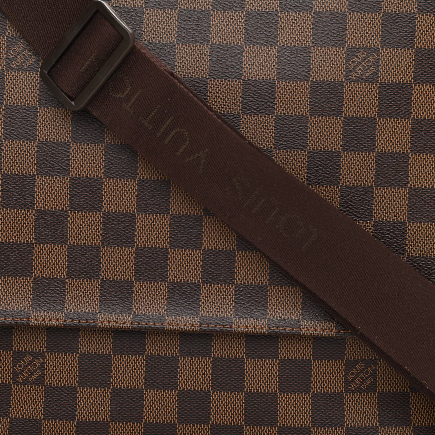 Louis Vuitton Damier Ebene Shelton MM 12 of 15