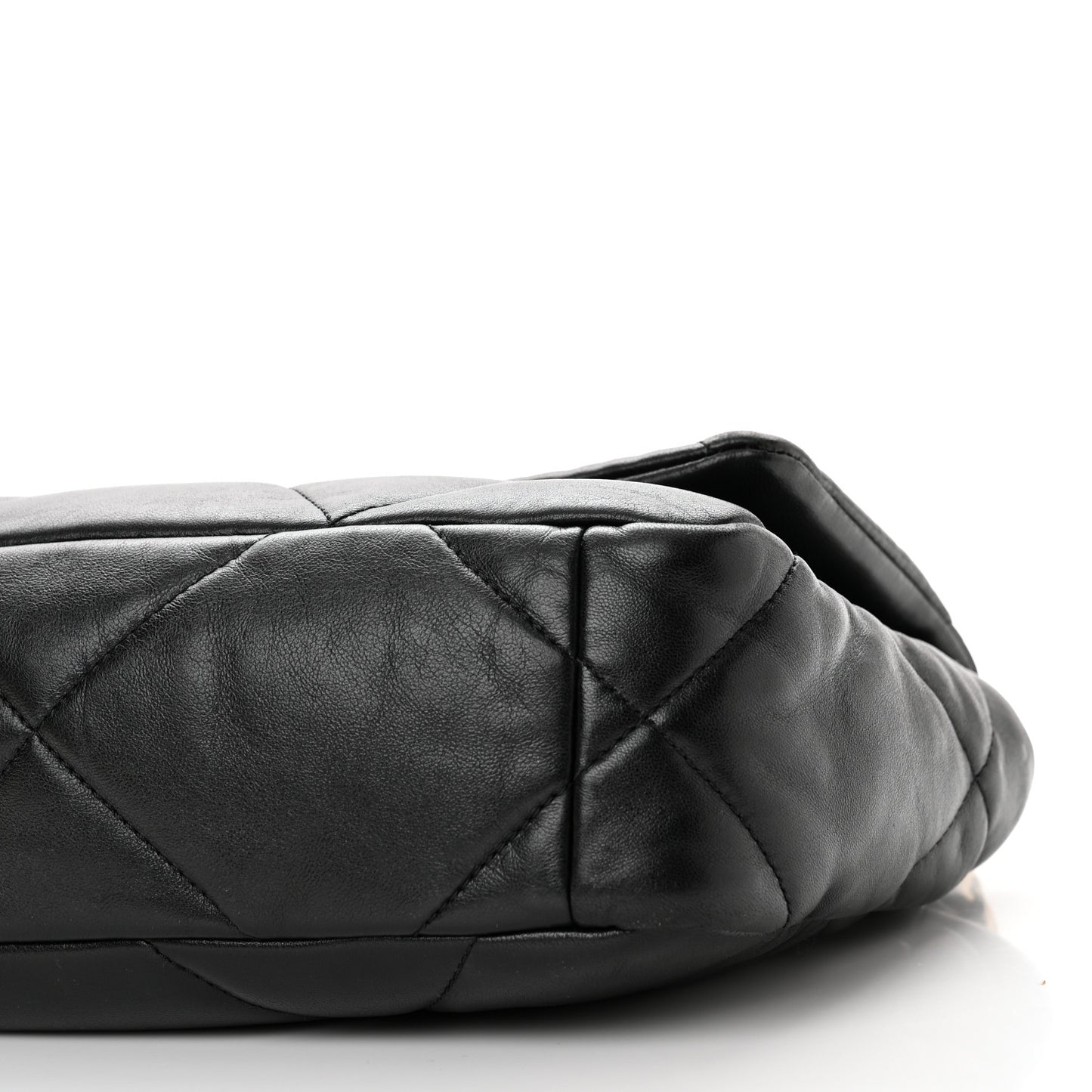 Lambskin Quilted Medium Chanel 19 Flap Black