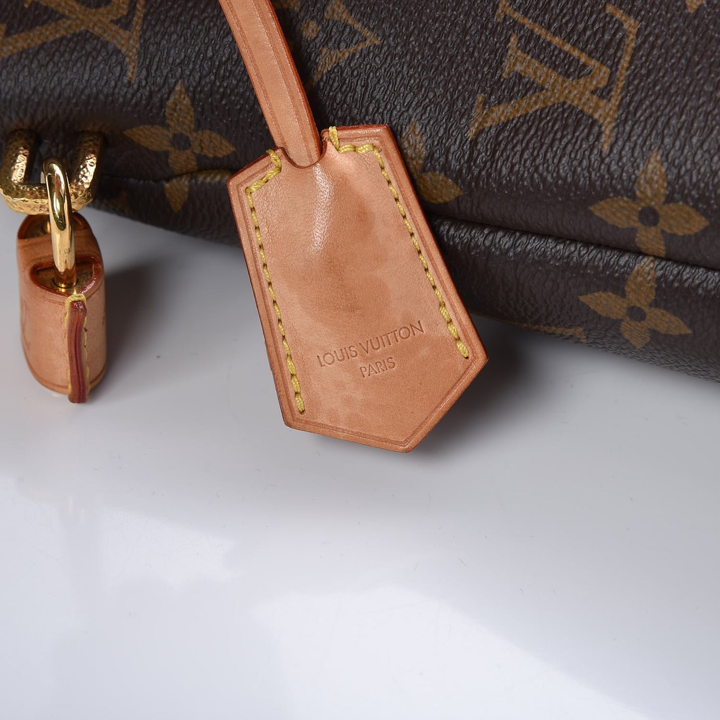 Monogram Lockit Chain MM