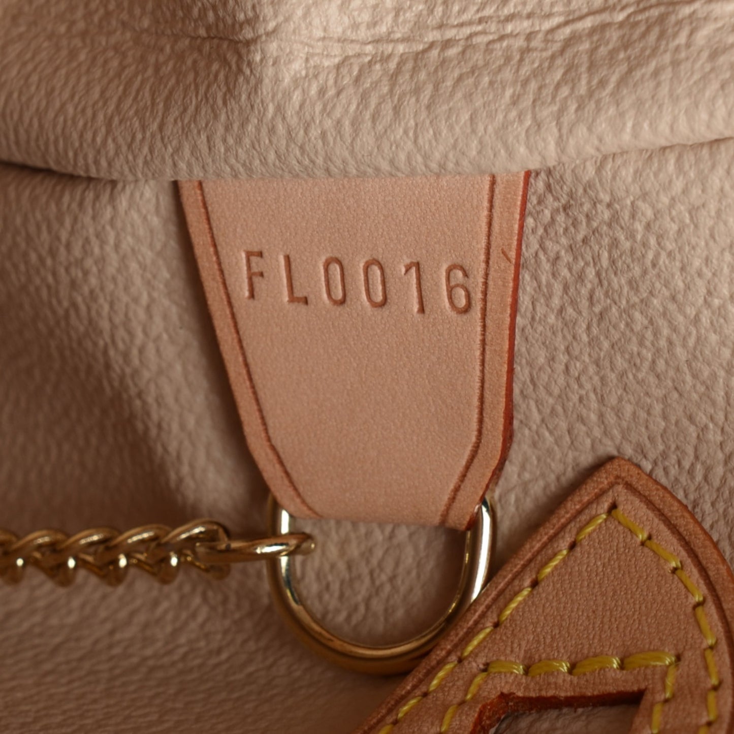 Monogram Petit Bucket 23