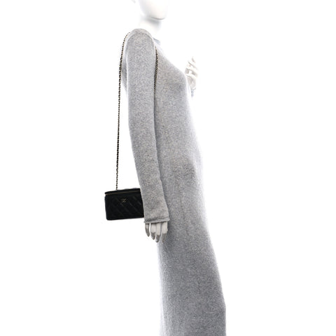 Caviar Quilted Small Vanity Case With Chain Black