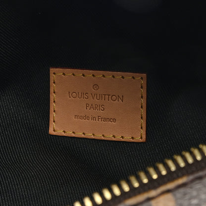 Louis Vuitton Monogram Bumbag 6 of 8