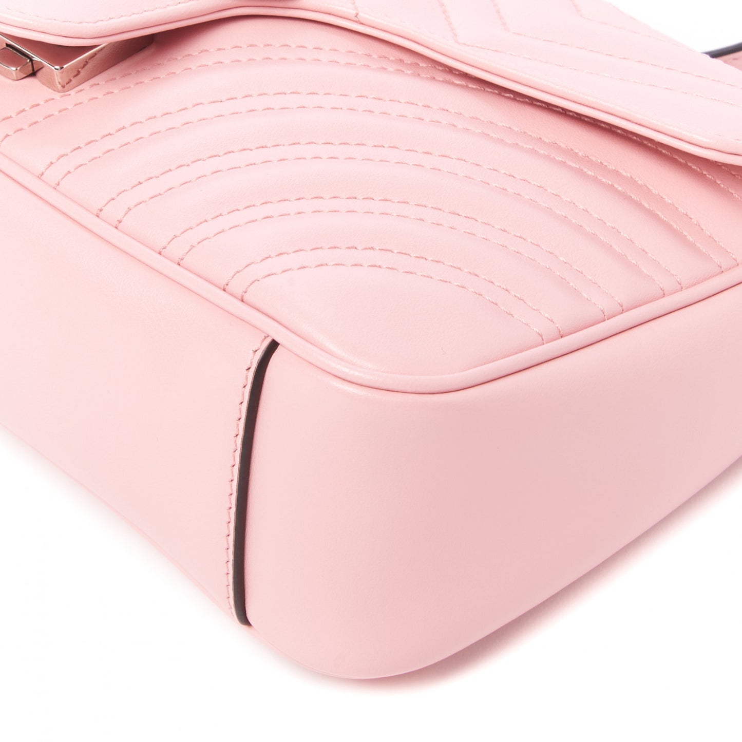 Calfskin Matelasse Small GG Marmont Shoulder Bag Wild Rose
