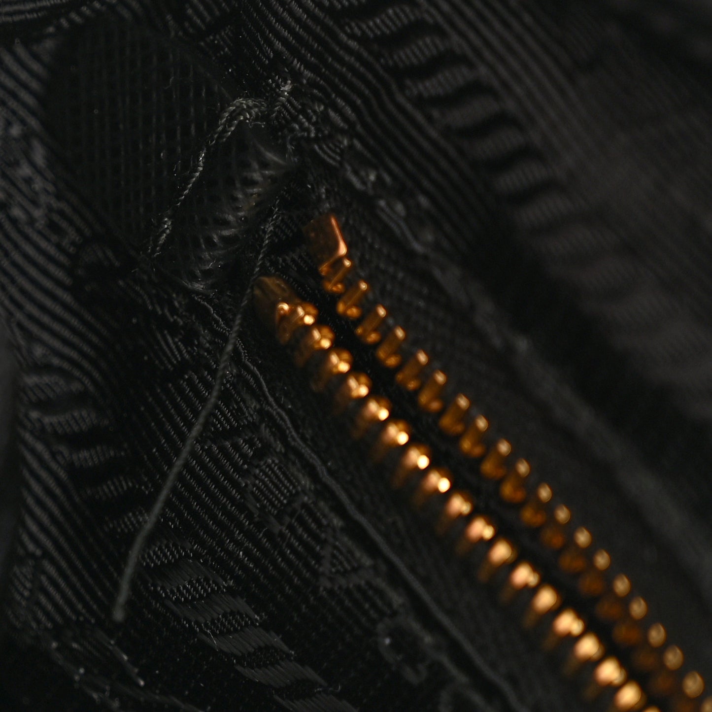 Re-Nylon Pouch Black