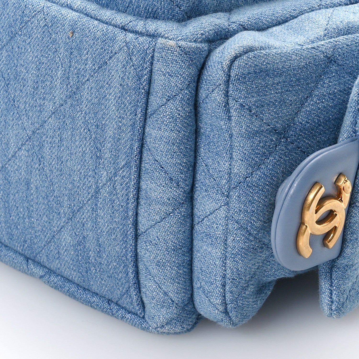 Chanel Washed Denim Quilted Cargo Large Hobo Light Blue 10 of 11