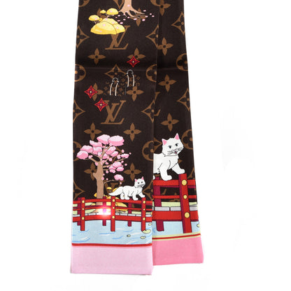 Louis Vuitton Silk Monogram 2021 Christmas Animation Japanese Garden Bandeau Marron 2 of 3