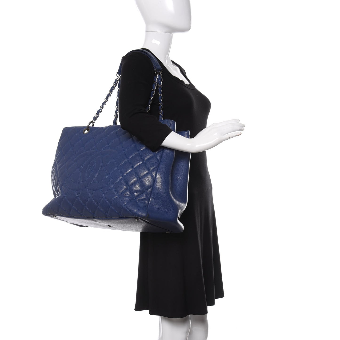 Caviar Quilted XXL Grand Shopping Tote GST Navy Blue