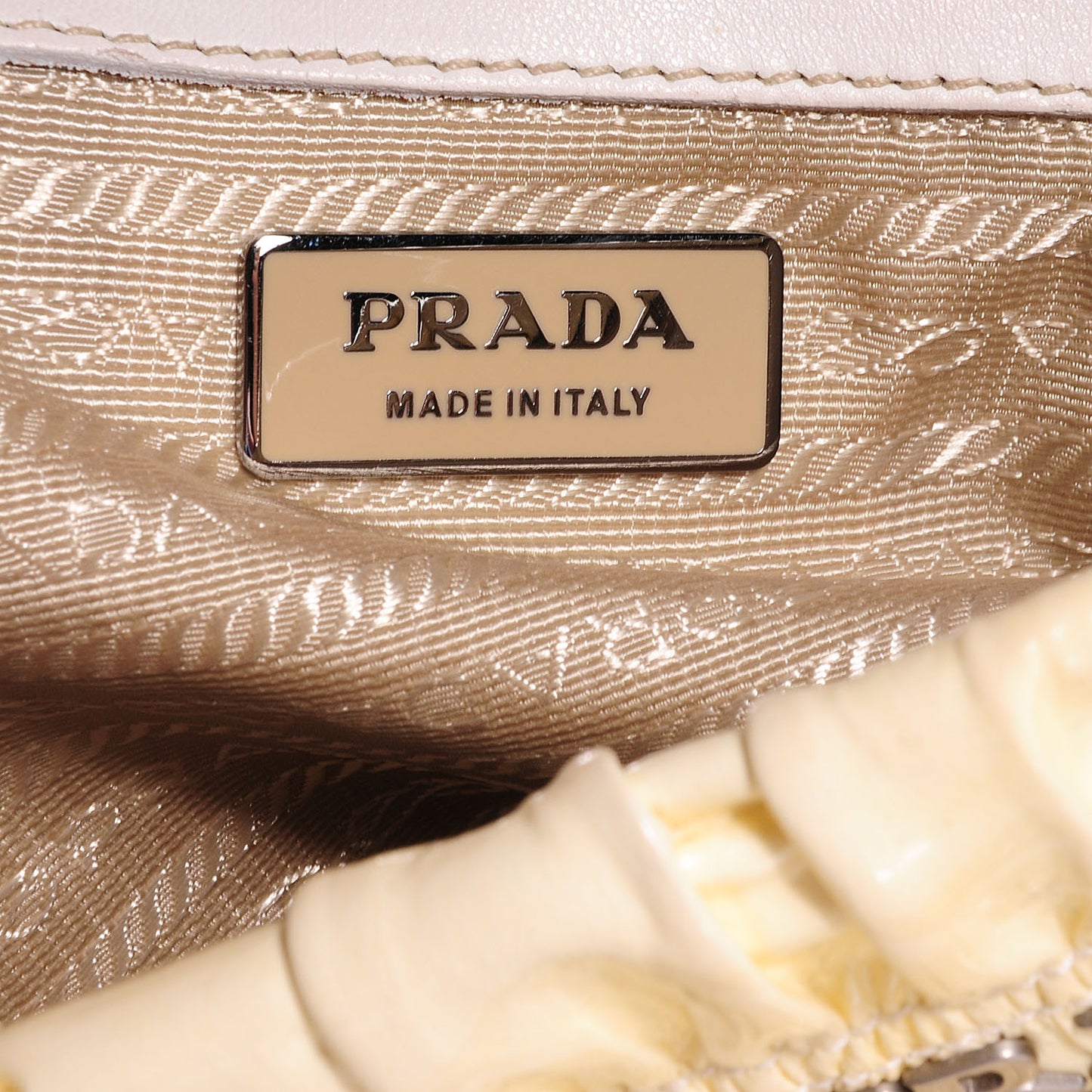 Vernice Dressy Gaufre Shopping Satchel White