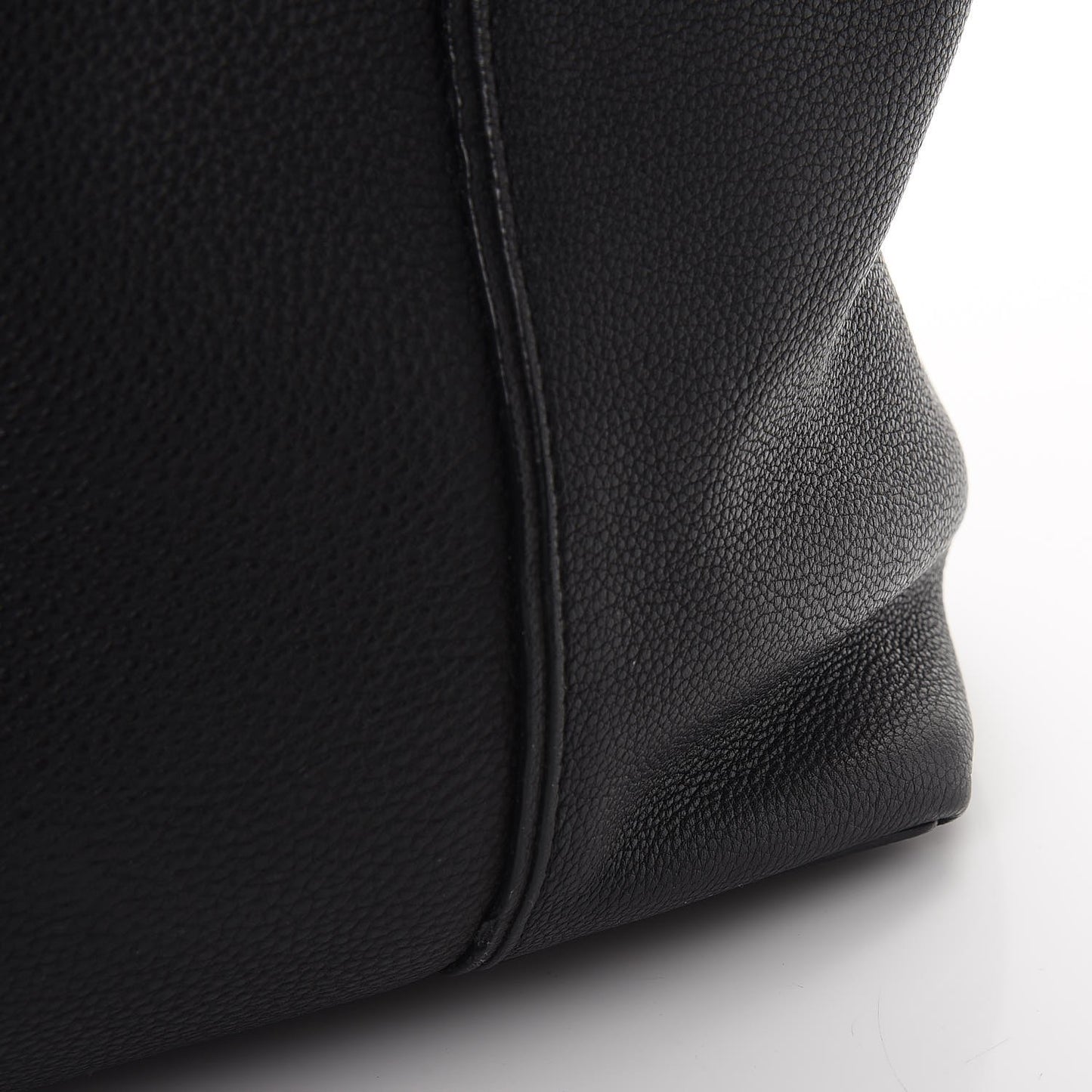 Veau Cachemire Soft Lockit MM Black