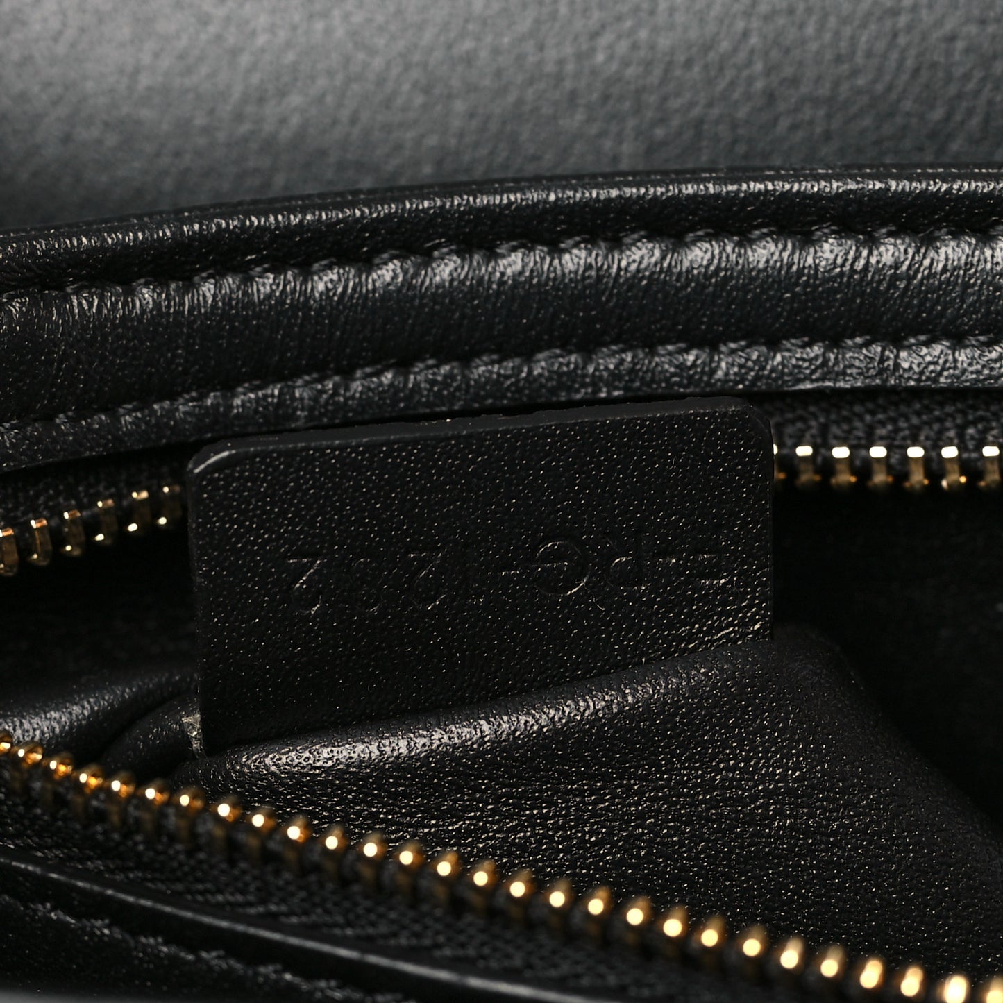 Shiny Calfskin Medium Triomphe Black