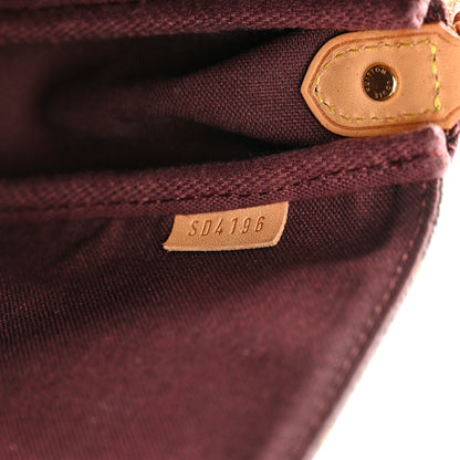 Louis Vuitton Monogram Favorite MM 8 of 15