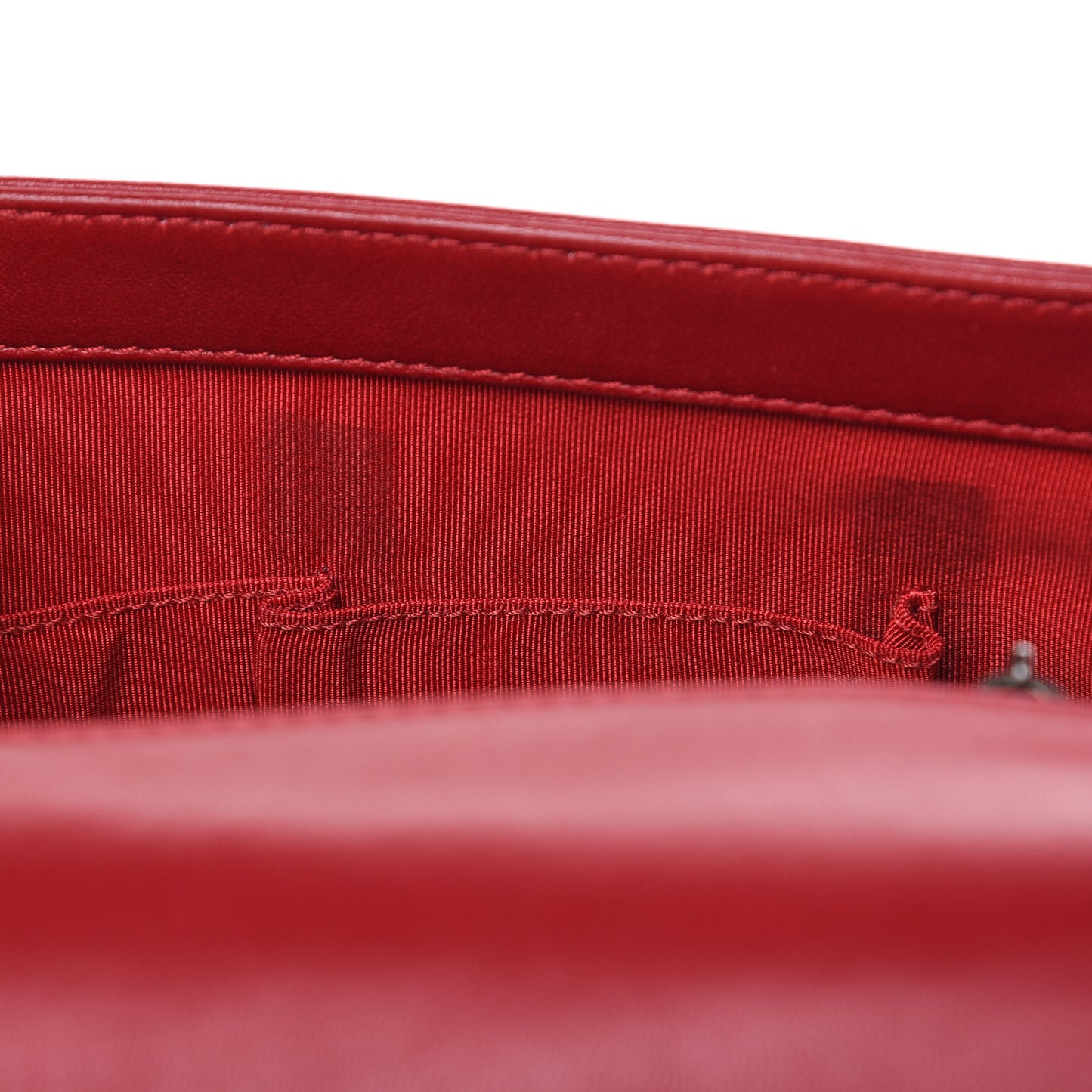 Lambskin Quilted Large Boy Flap Black Red
